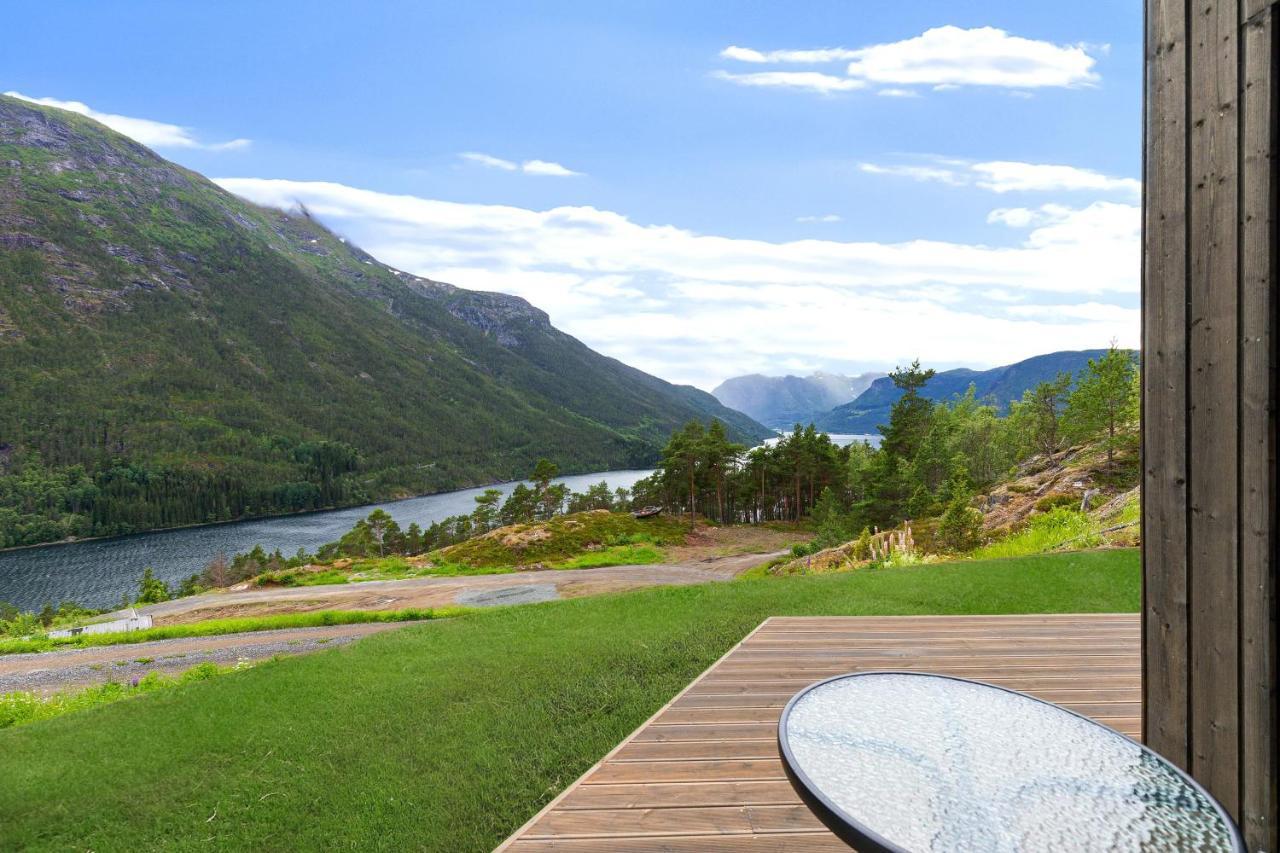 Fjordpanorama - With View
